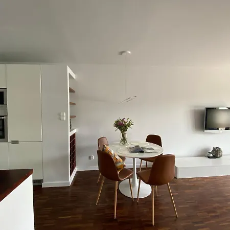 Aravel Old Town Apartments *