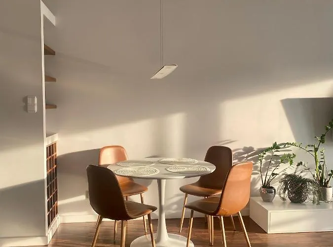 Aravel Old Town Apartments *