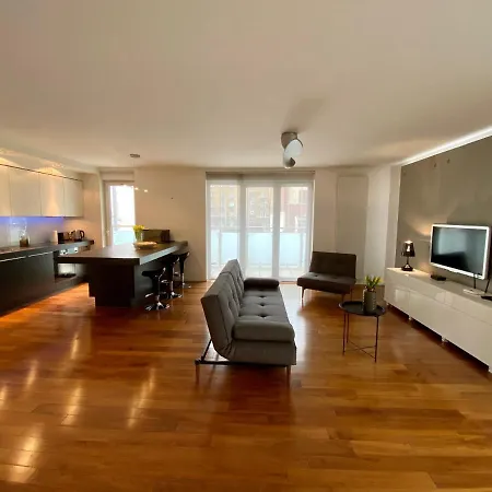 Aravel Old Town Apartamento