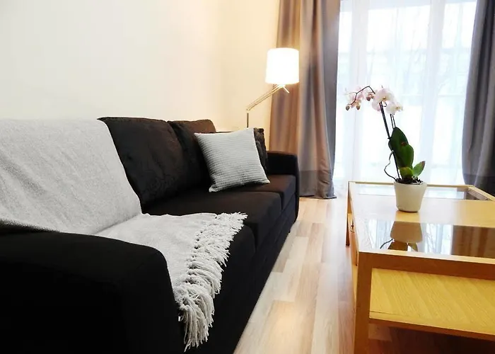 Aravel Old Town 公寓